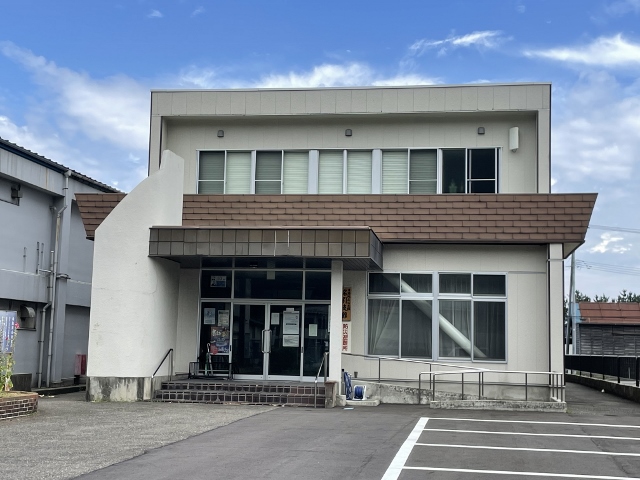 名引地区公民館外観